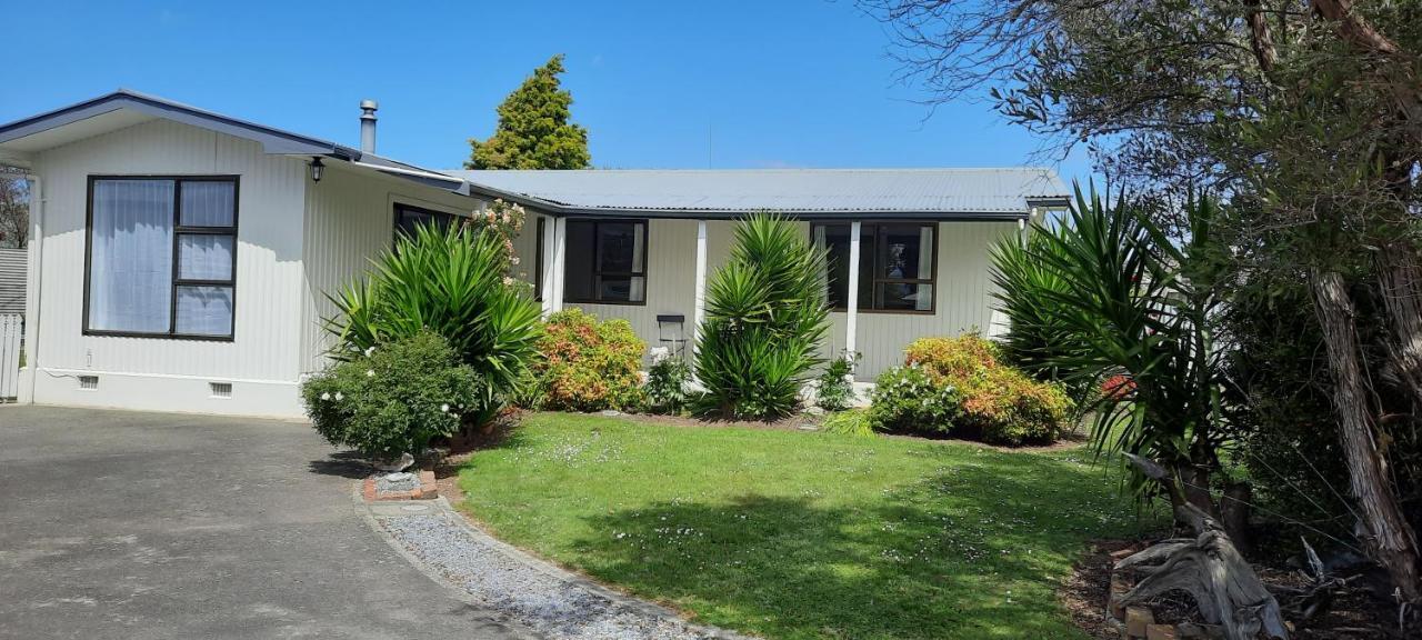 Cosy On Courtney Villa Motueka Exterior foto